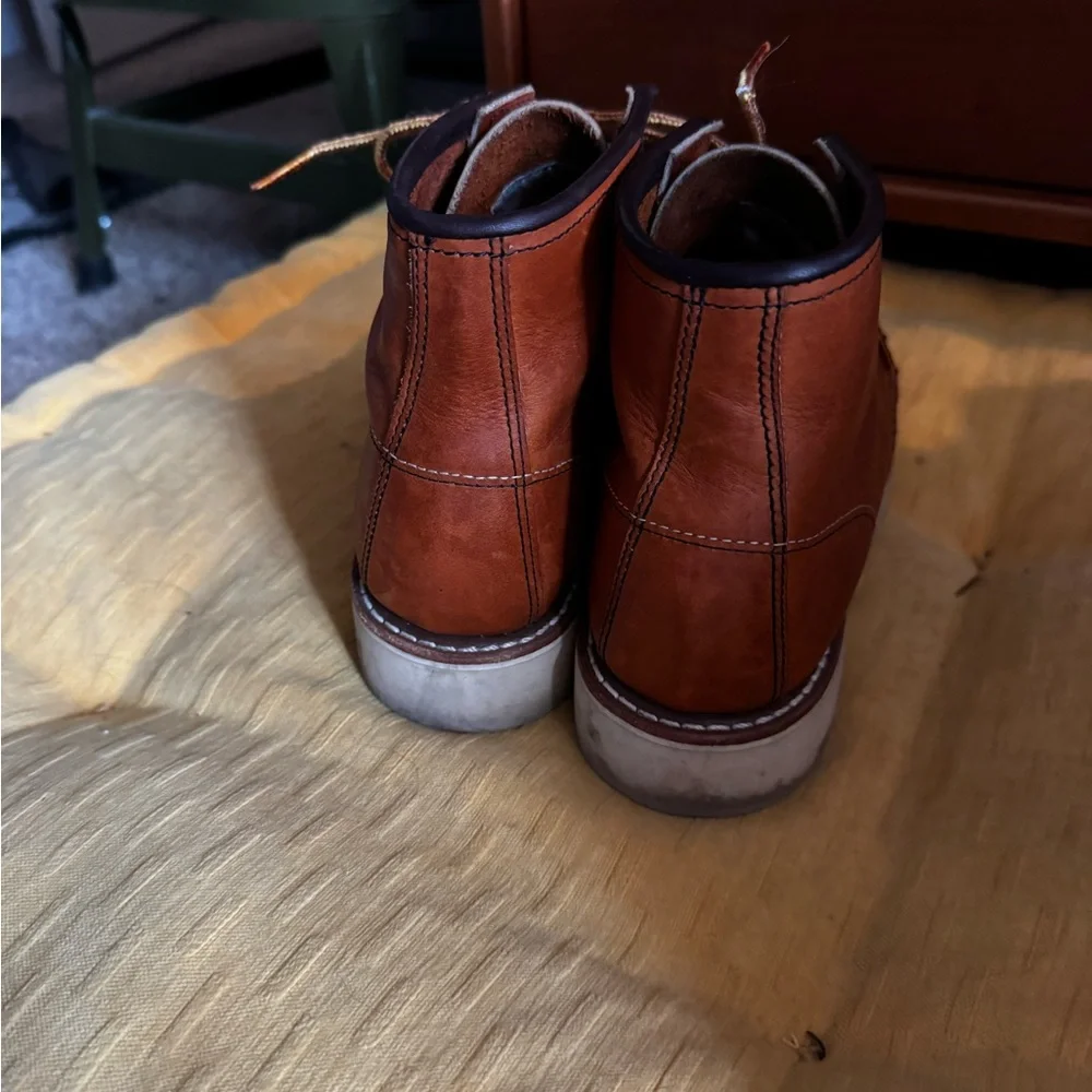 Women’s Red Wing 6in Classic Moc Leather Boots Size 8 Color Oro - Picture 3 of 5
